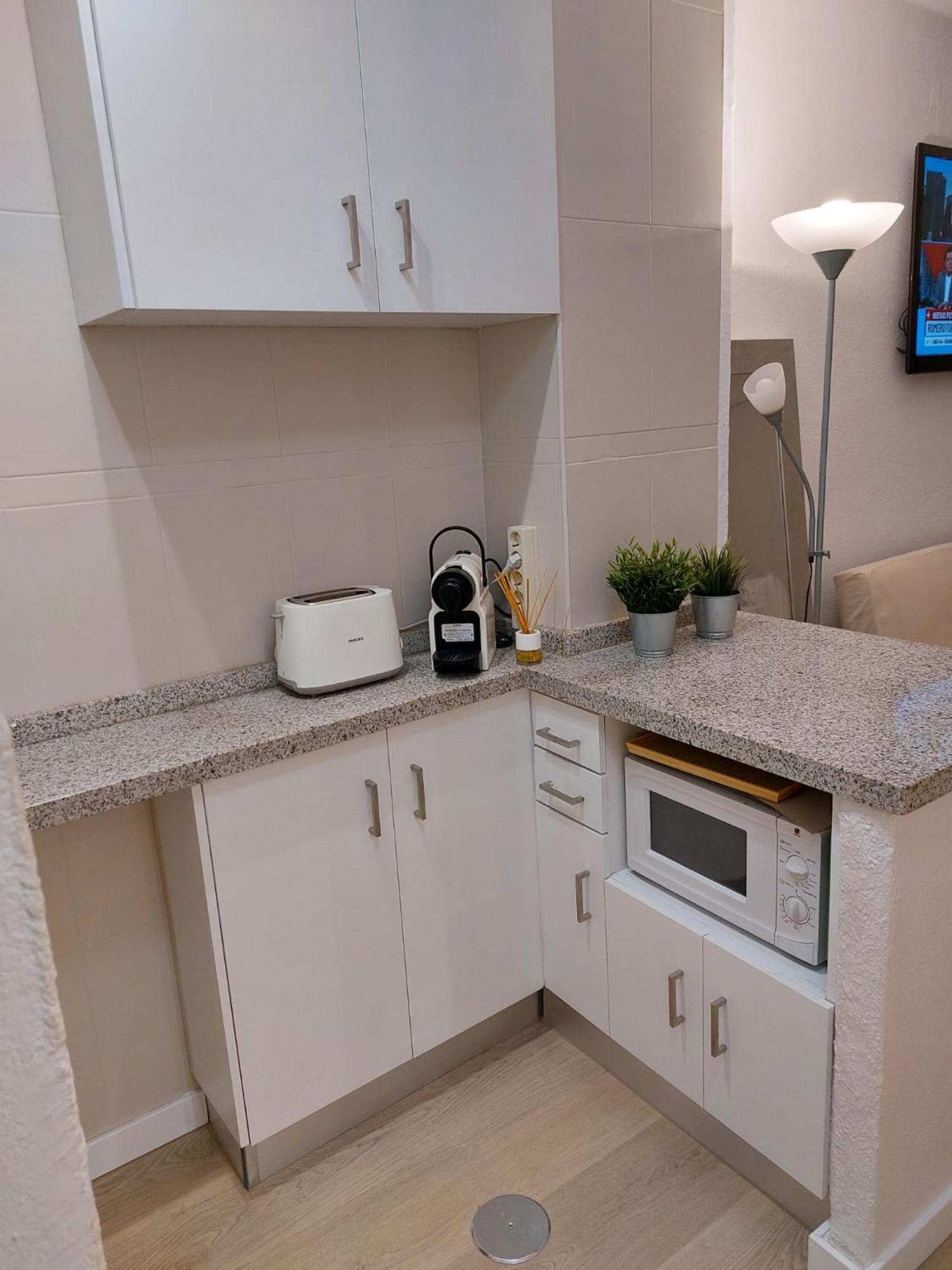 Studio Vista Costa Del Sol 贝纳尔马德纳 外观 照片