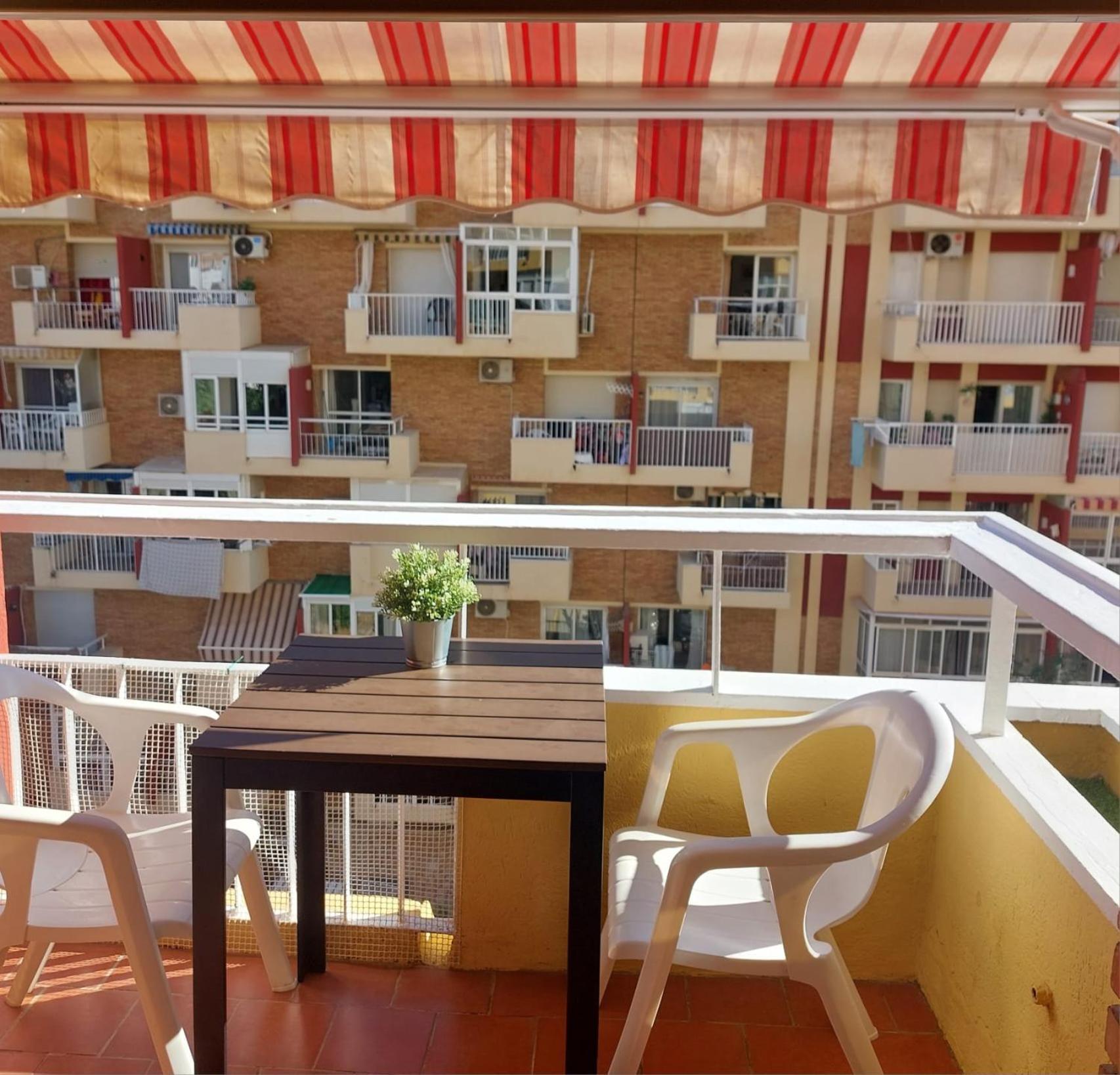Studio Vista Costa Del Sol 贝纳尔马德纳 外观 照片