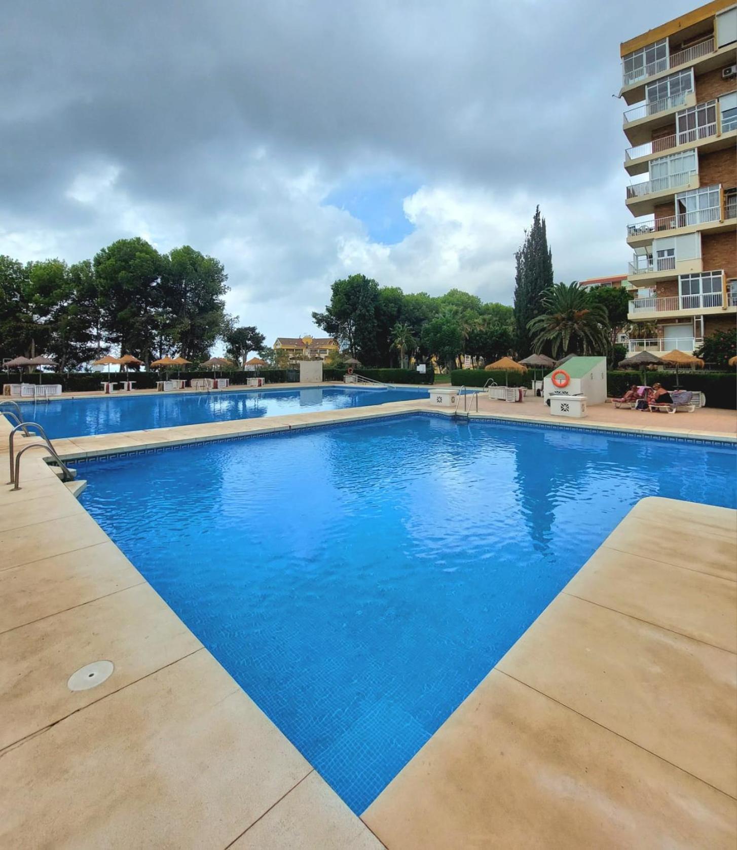 Studio Vista Costa Del Sol 贝纳尔马德纳 外观 照片